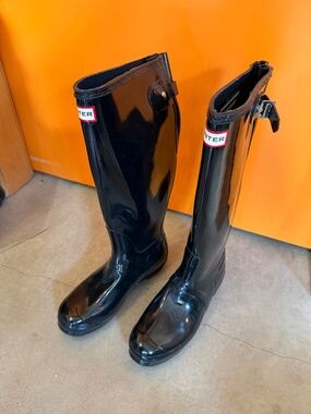 Black Hunter Rainbows (Gloss)